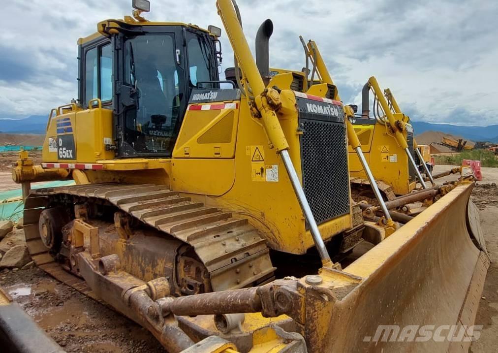 Komatsu D 65 EX-16 Buldožerji goseničarji