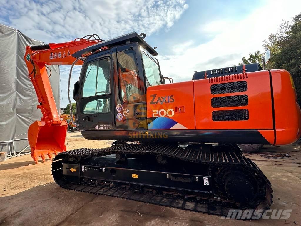Hitachi EX 200 Bagri goseničarji