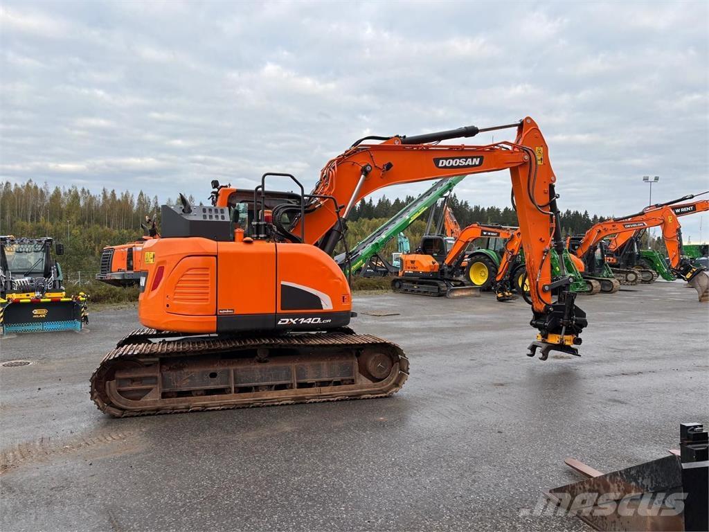 Doosan DX140LCR-5 Bagri goseničarji