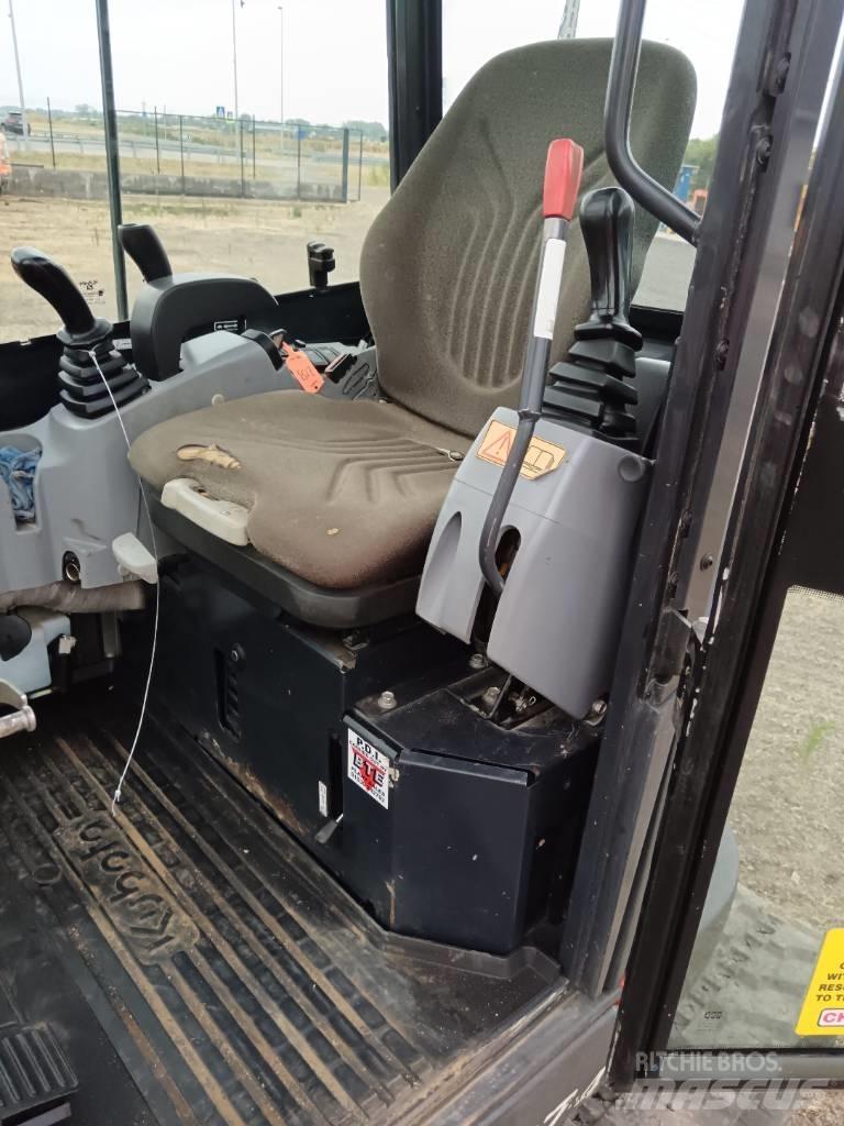 Kubota U 27-4 Mini bagri <7t
