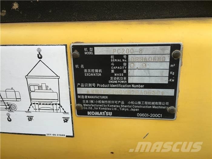 Komatsu PC 200-8 Bagri goseničarji