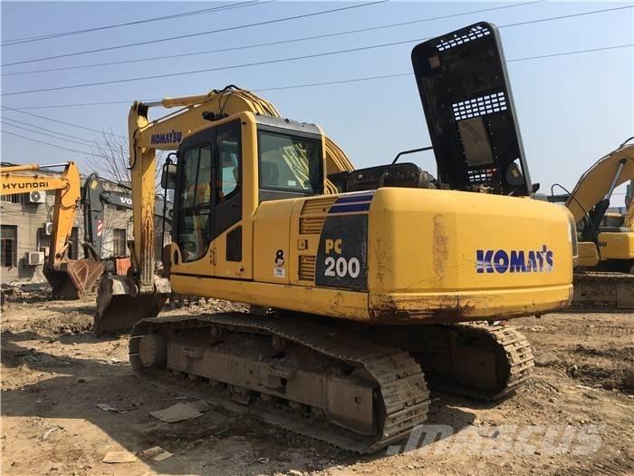 Komatsu PC 200-8 Bagri goseničarji