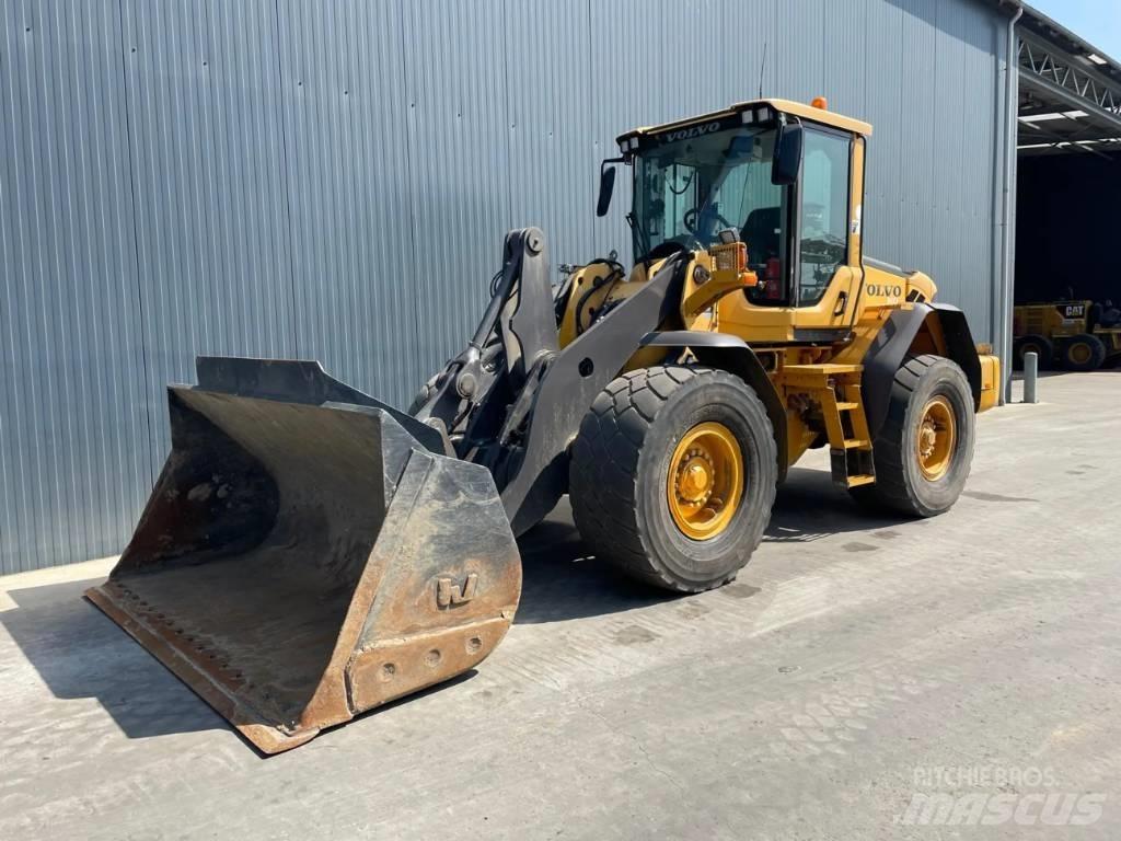 Volvo L90F - 3rd valve Kolesni nakladalci