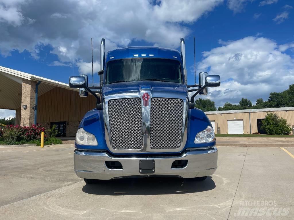 Kenworth T 680 Vlačilci
