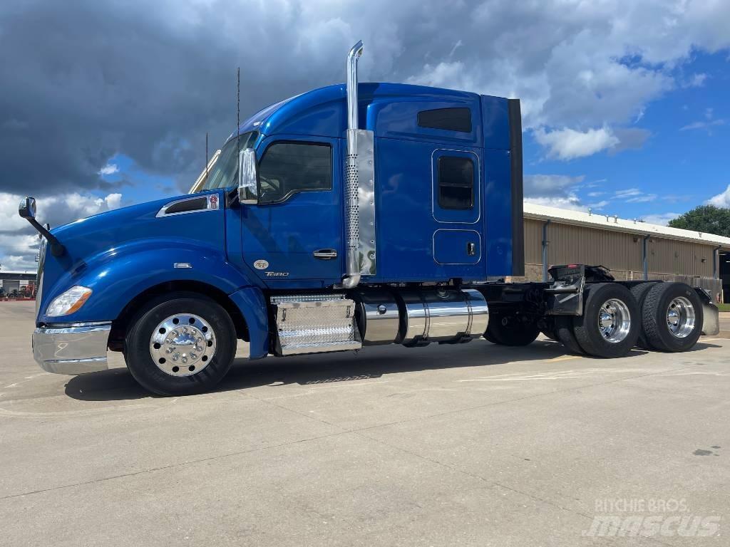 Kenworth T 680 Vlačilci