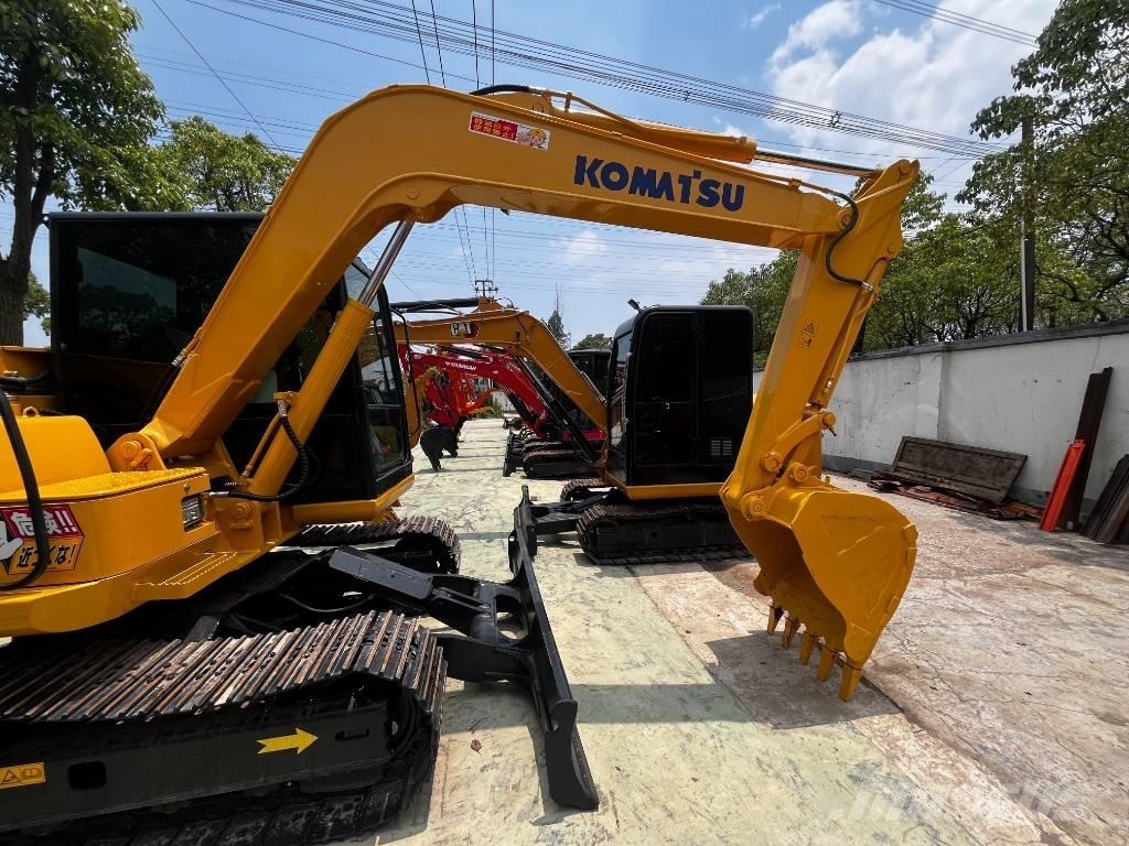 Komatsu PC 70 Bagri goseničarji