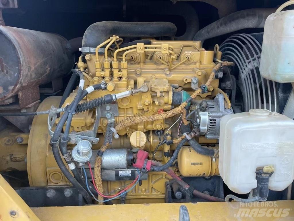 CAT 307 E2 Bagri goseničarji