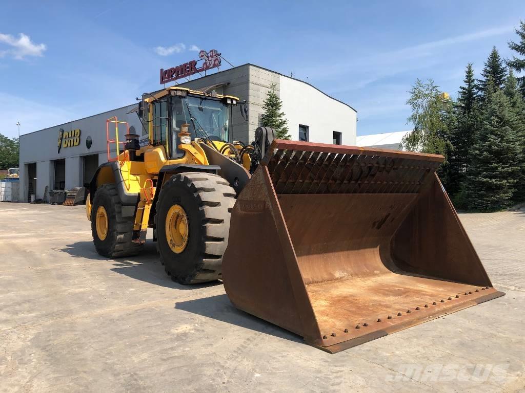 Volvo L220H Kolesni nakladalci