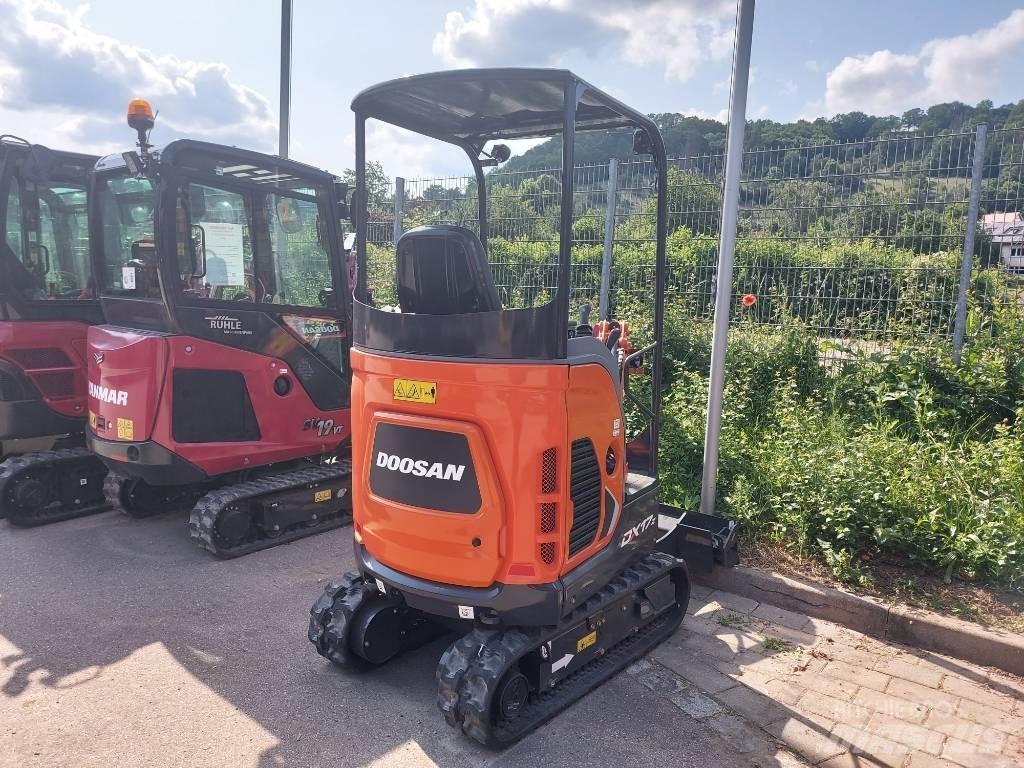 Develon DX 17 Z Mini bagri <7t