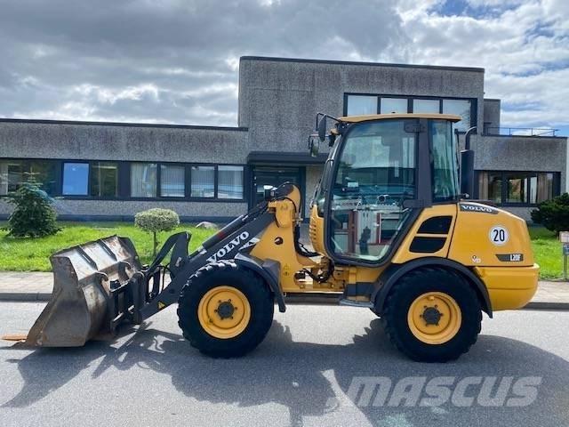 Volvo L 20 F Kolesni nakladalci