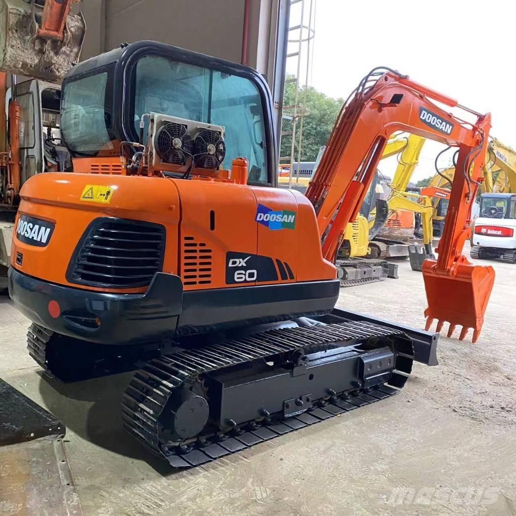Doosan DX 60-9 C Bagri goseničarji