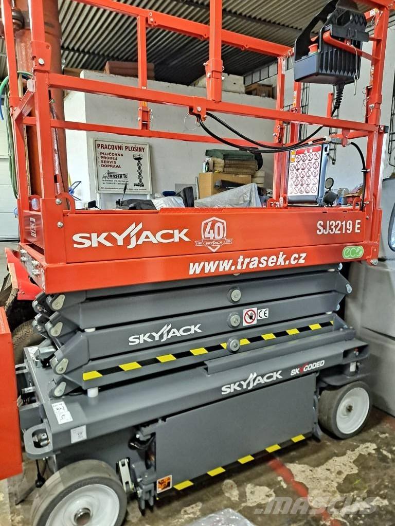SkyJack SJ 3219E Škarjaste dvižne ploščadi