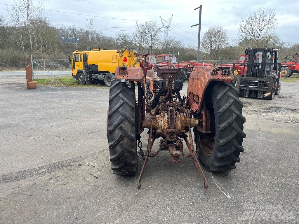 Massey Ferguson 178 Traktorji