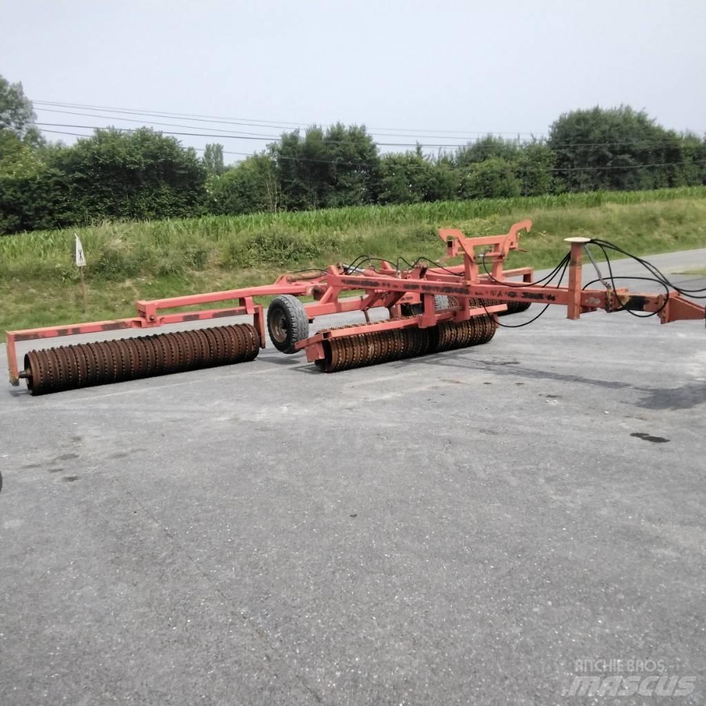 Quivogne ROLLMOT 830 Valjarji