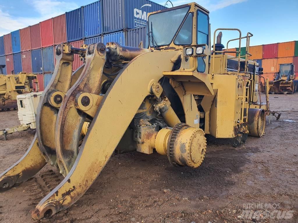 CAT 988 F II Kolesni nakladalci