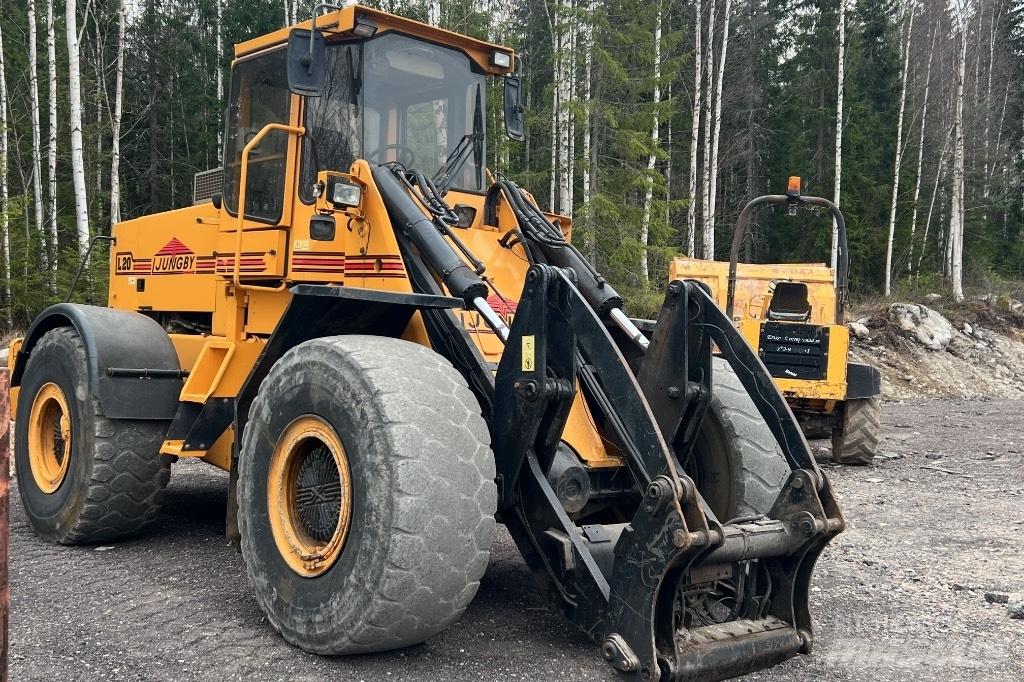 Ljungby L 20 Kolesni nakladalci