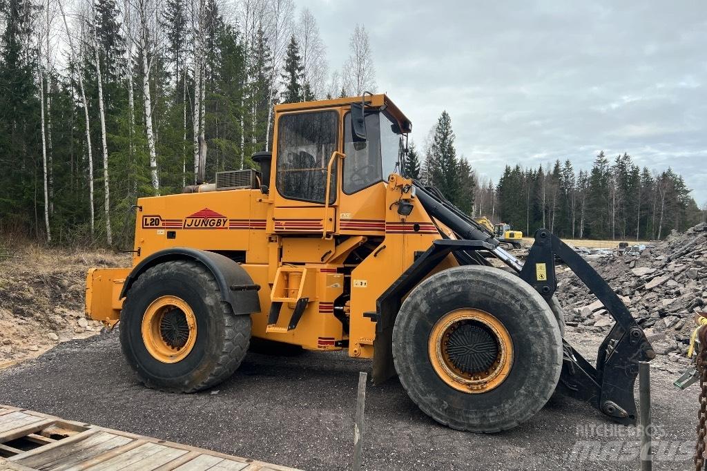 Ljungby L 20 Kolesni nakladalci