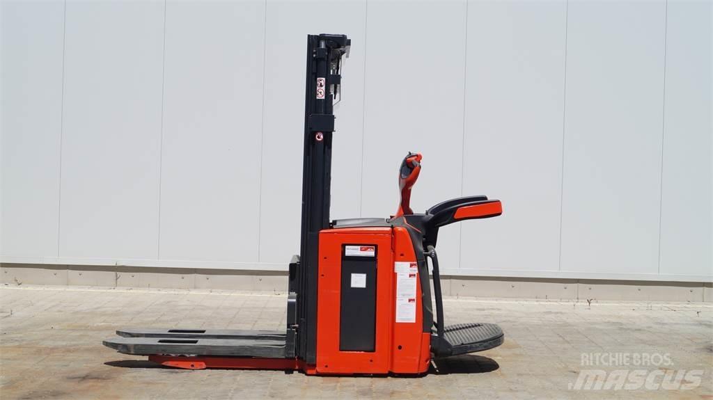 Linde L20APi Ročni električni viličar