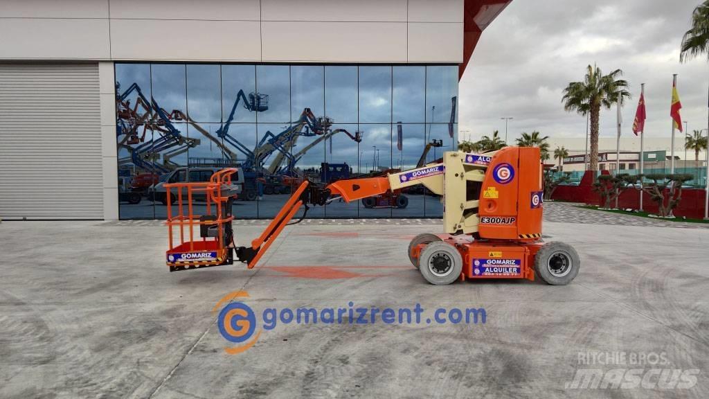 JLG E 300 AJP Zglobne dvižne ploščadi