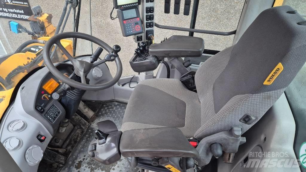 Volvo L 180 G Kolesni nakladalci