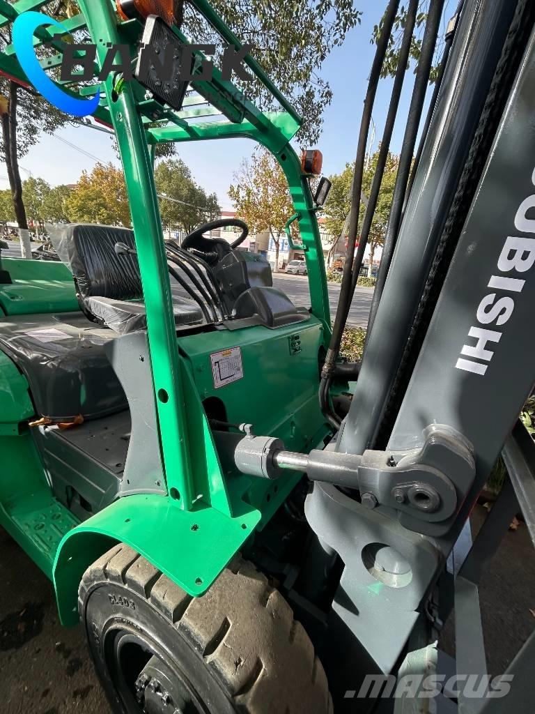 Mitsubishi FD 50 Dizelski viličarji