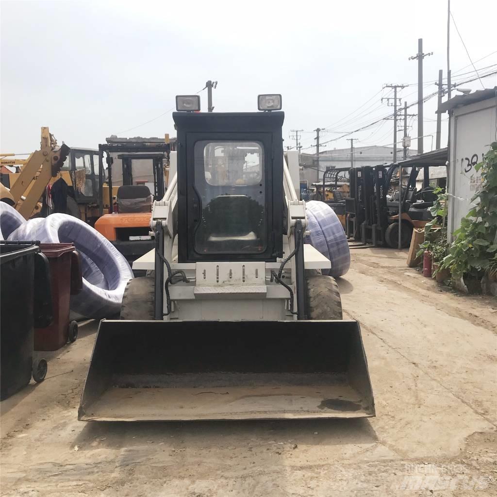 Bobcat S 130 Skid steer mini nakladalci