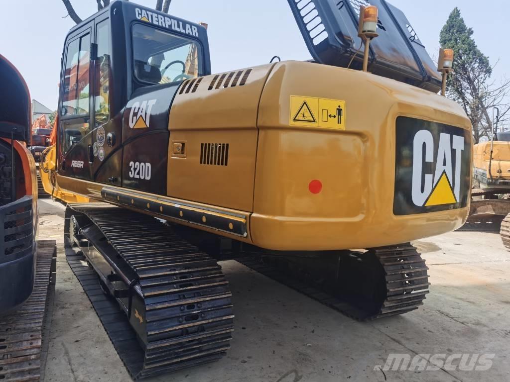 CAT 320 D2 Bagri goseničarji