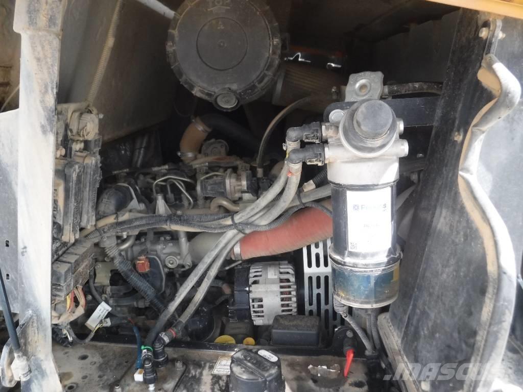 Mecalac 6 MDX Ne cestni demperji