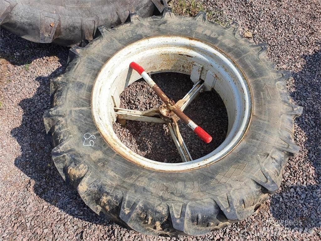 Kleber 11.2R24 Gume, kolesa in platišča