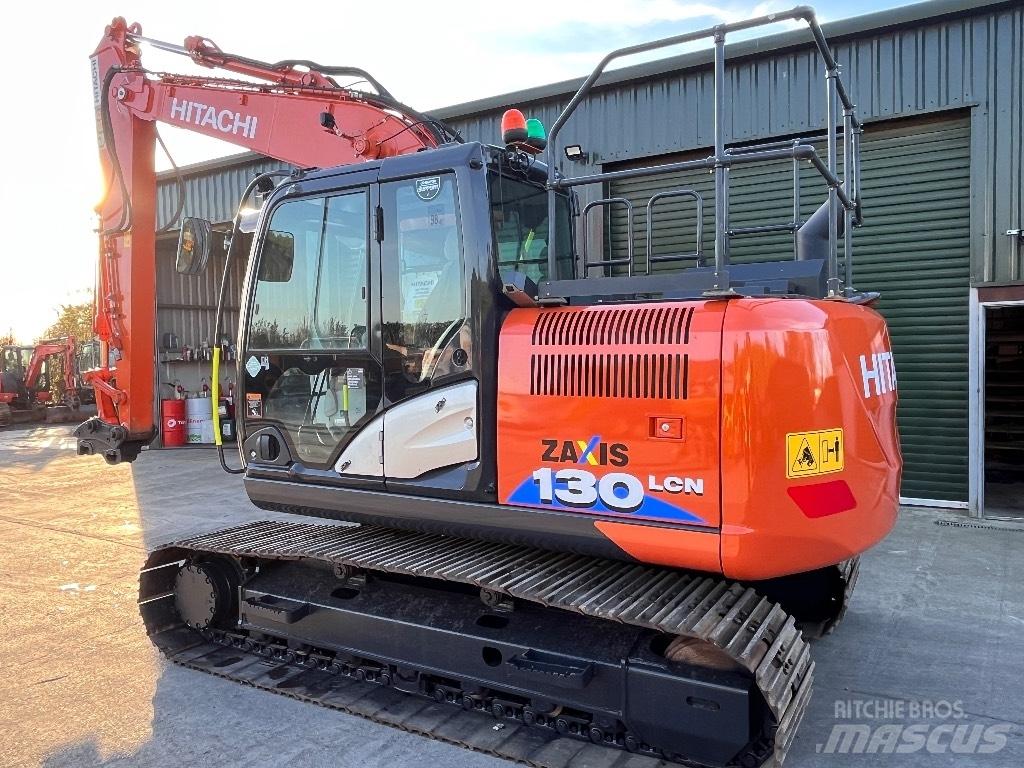 Hitachi Zx130-6 Bagri goseničarji