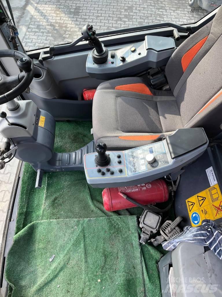 Wirtgen WR240i Stroji za recikliranje asfalta