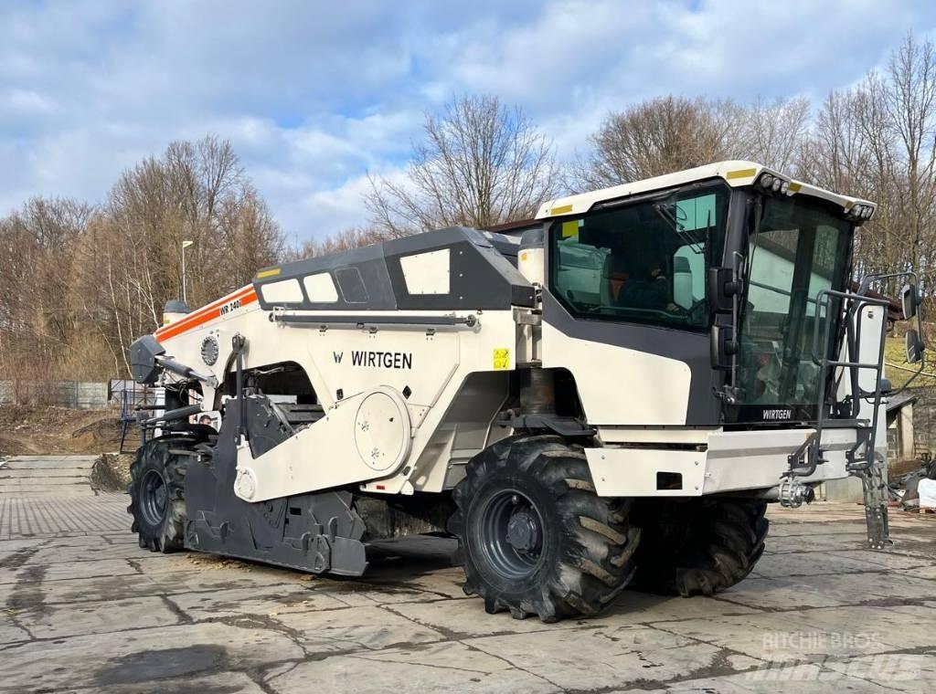 Wirtgen WR240i Stroji za recikliranje asfalta