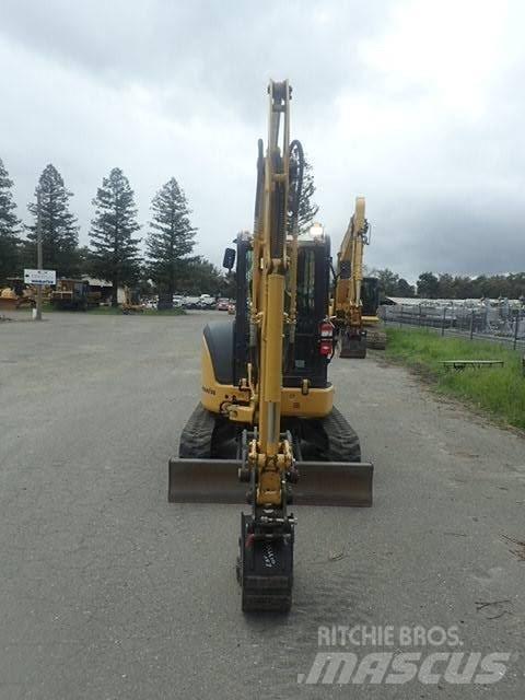 Komatsu PC35MR-5 Mini bagri <7t