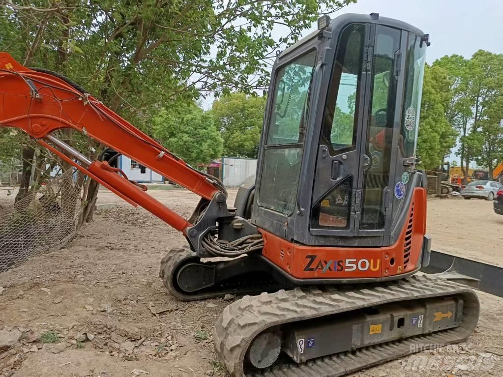 Hitachi ZX50U Mini bagri <7t