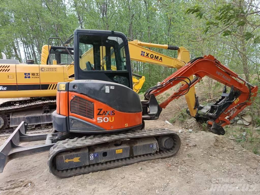 Hitachi ZX50U Mini bagri <7t