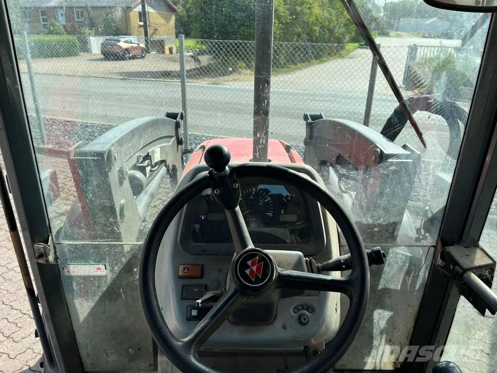 Massey Ferguson 4255 Traktorji