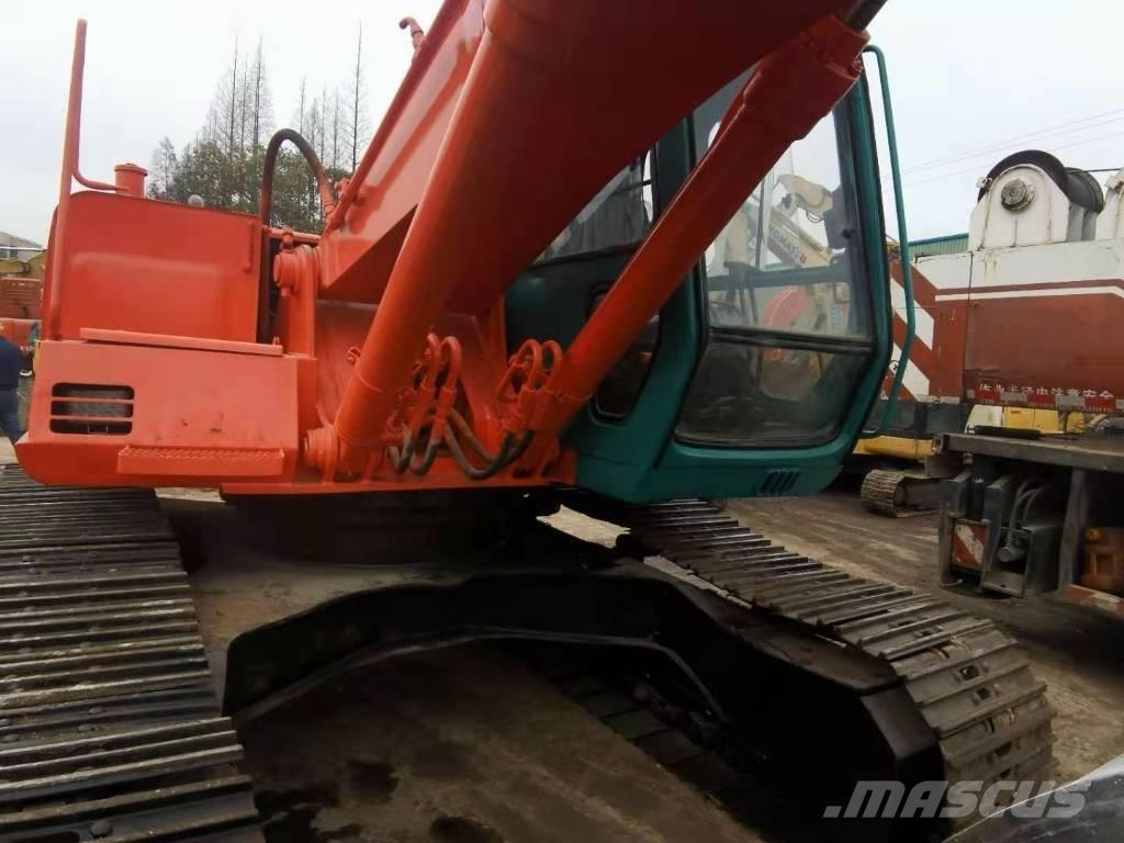 Hitachi EX 200 Bagri goseničarji