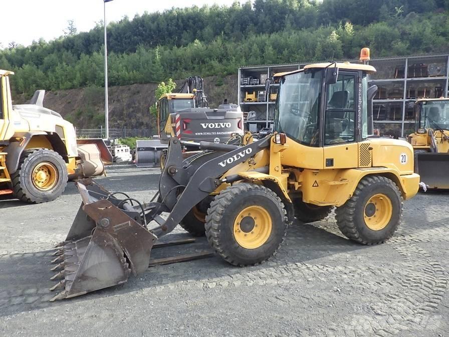 Volvo L 35 G Kolesni nakladalci