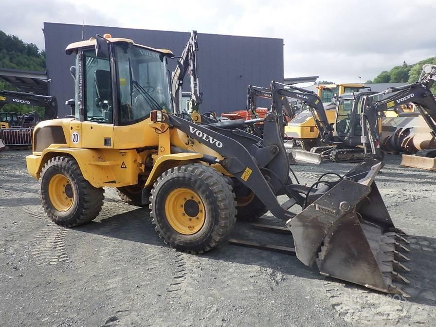 Volvo L 35 G Kolesni nakladalci
