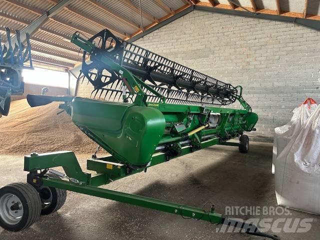 John Deere S 670 i Kombajni