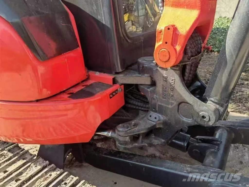 Kubota U 35 Mini bagri <7t