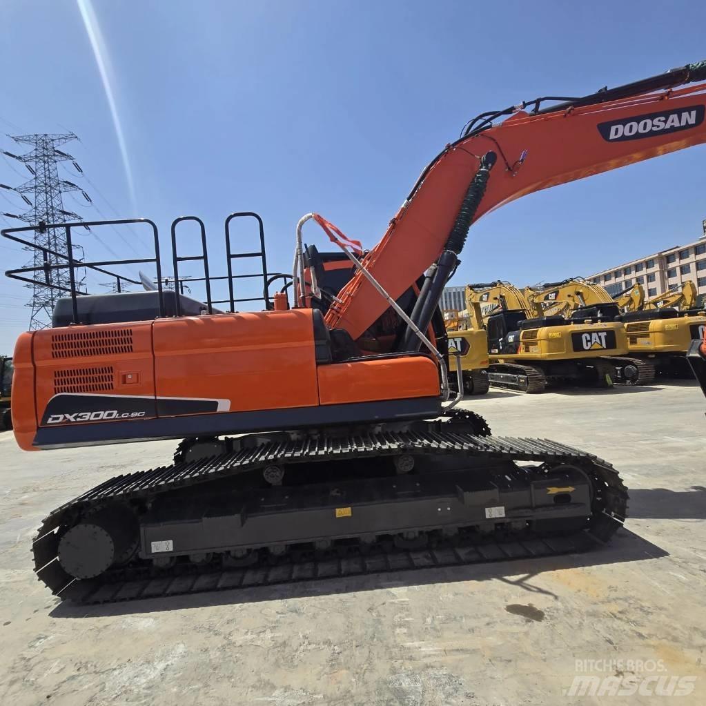 Doosan DX 300 LC Mini bagri <7t