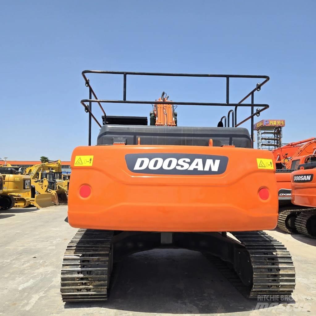 Doosan DX 300 LC Mini bagri <7t