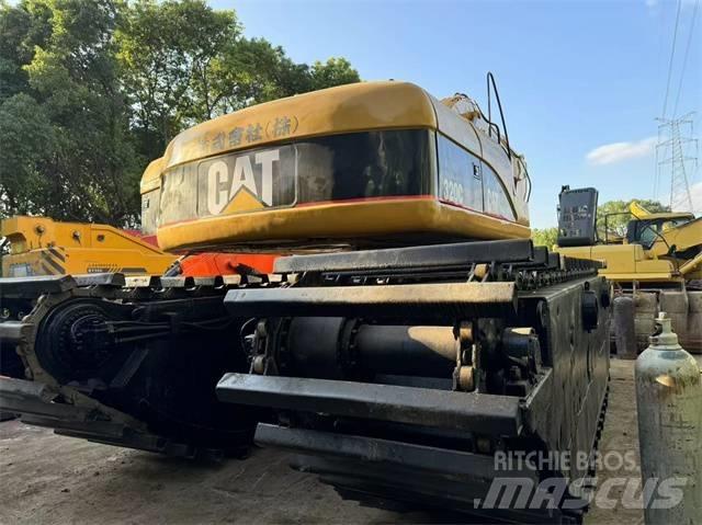 CAT 320 C Amfibijski bagri