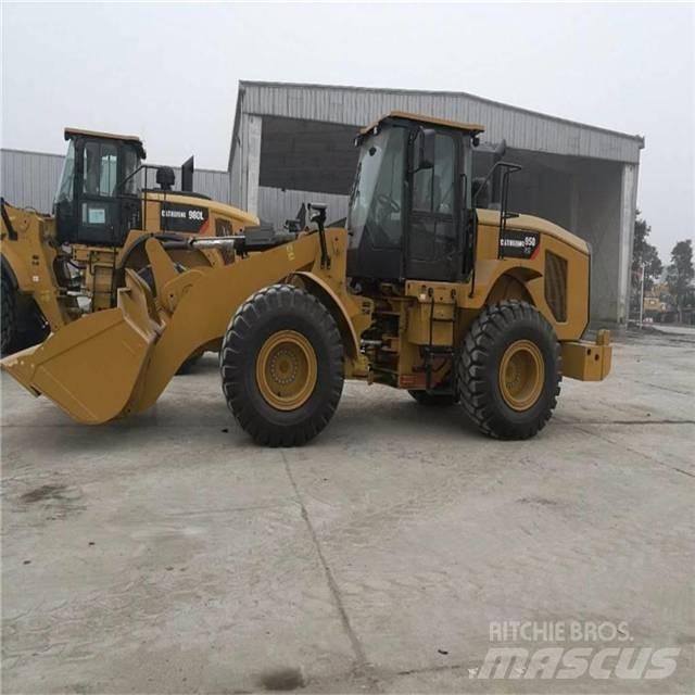 CAT 950K Kolesni nakladalci