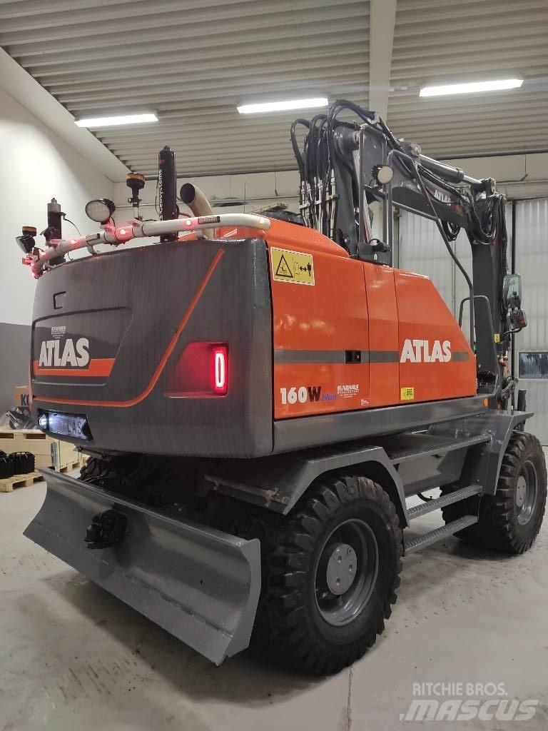 Atlas 160 W Bagri na kolesih