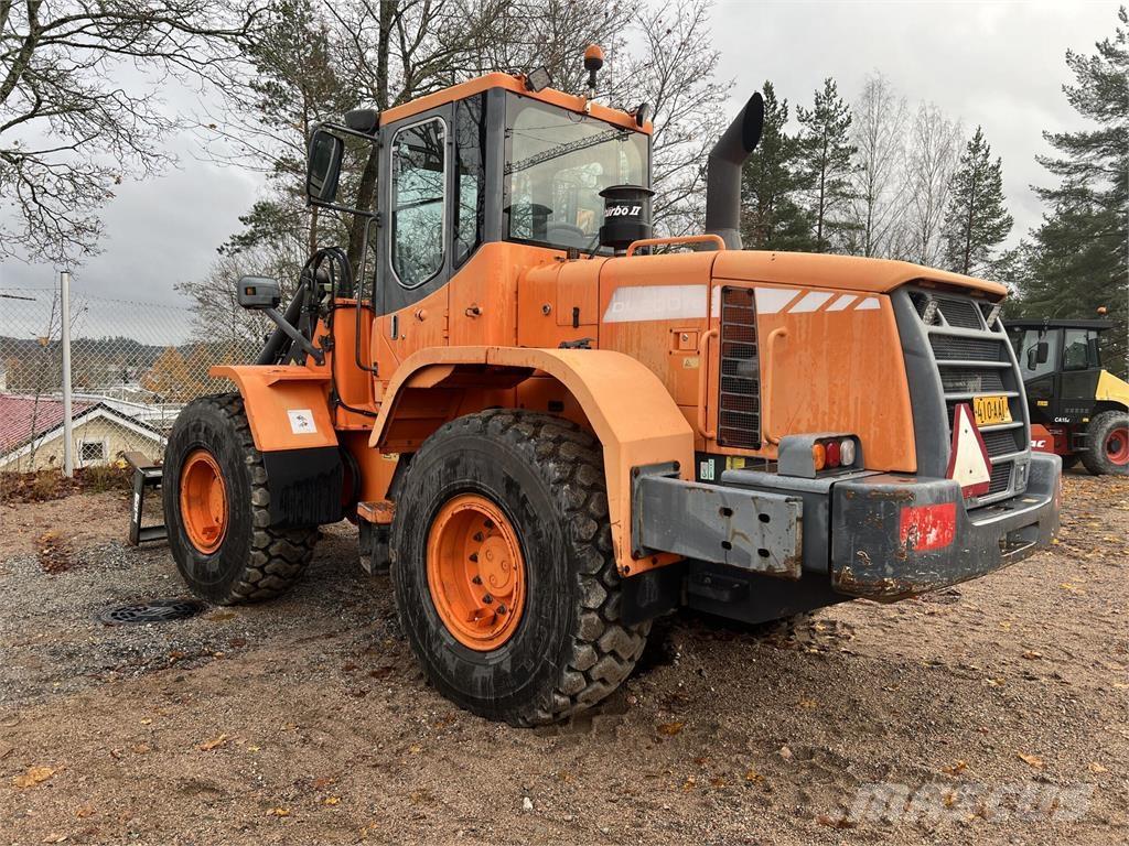 Doosan DL 200 Kolesni nakladalci