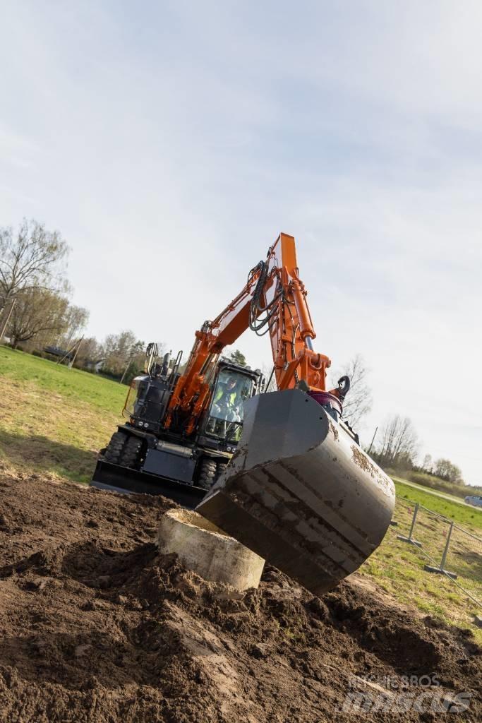 Hitachi ZX 150 W-7 Bagri na kolesih