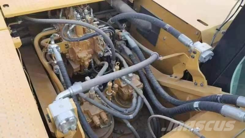 CAT 2022 CAT 350 Bagri na kolesih