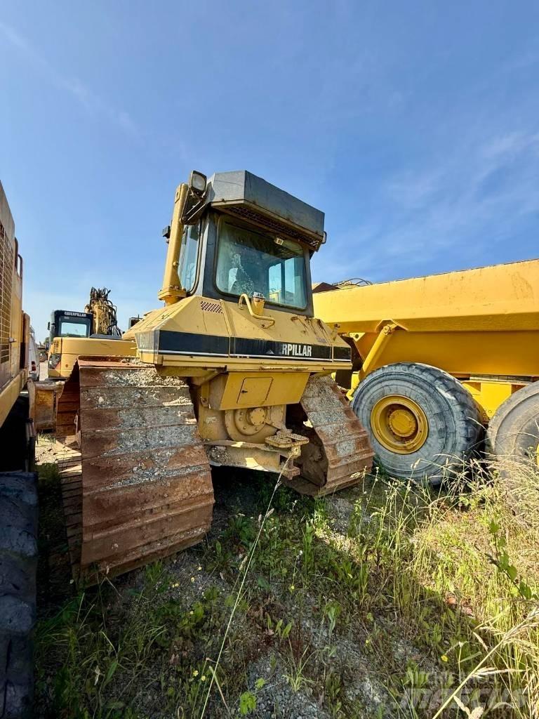CAT D 6 M LGP Buldožerji goseničarji